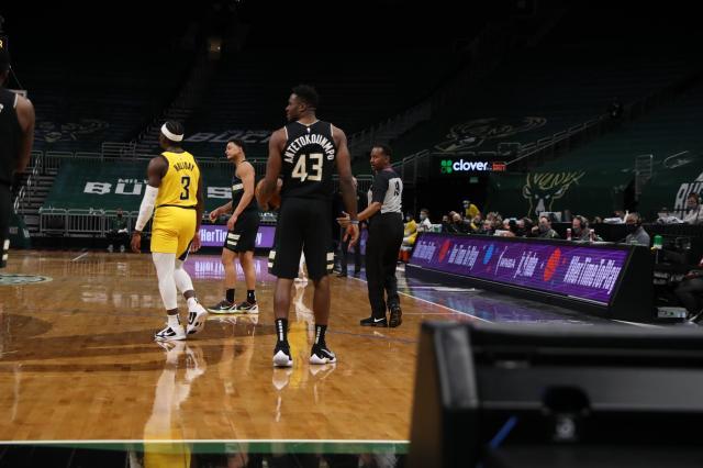 世界杯官方直播平台-大胜无聊改玩摄影 四个瞬间证明字母哥仍在进步