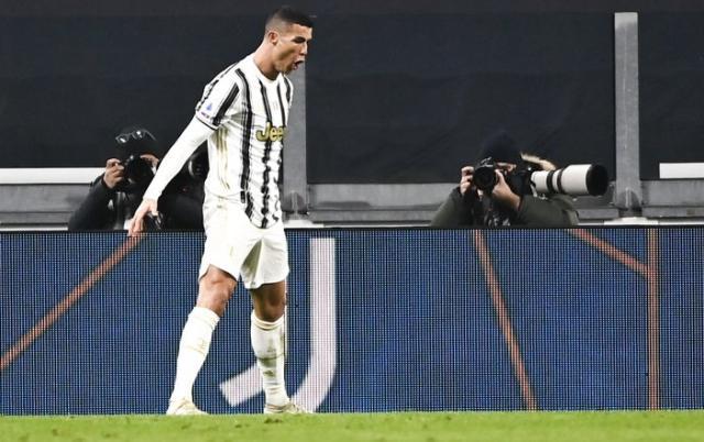 C罗超贝利成足球史上进球王？二战时代神人超800球